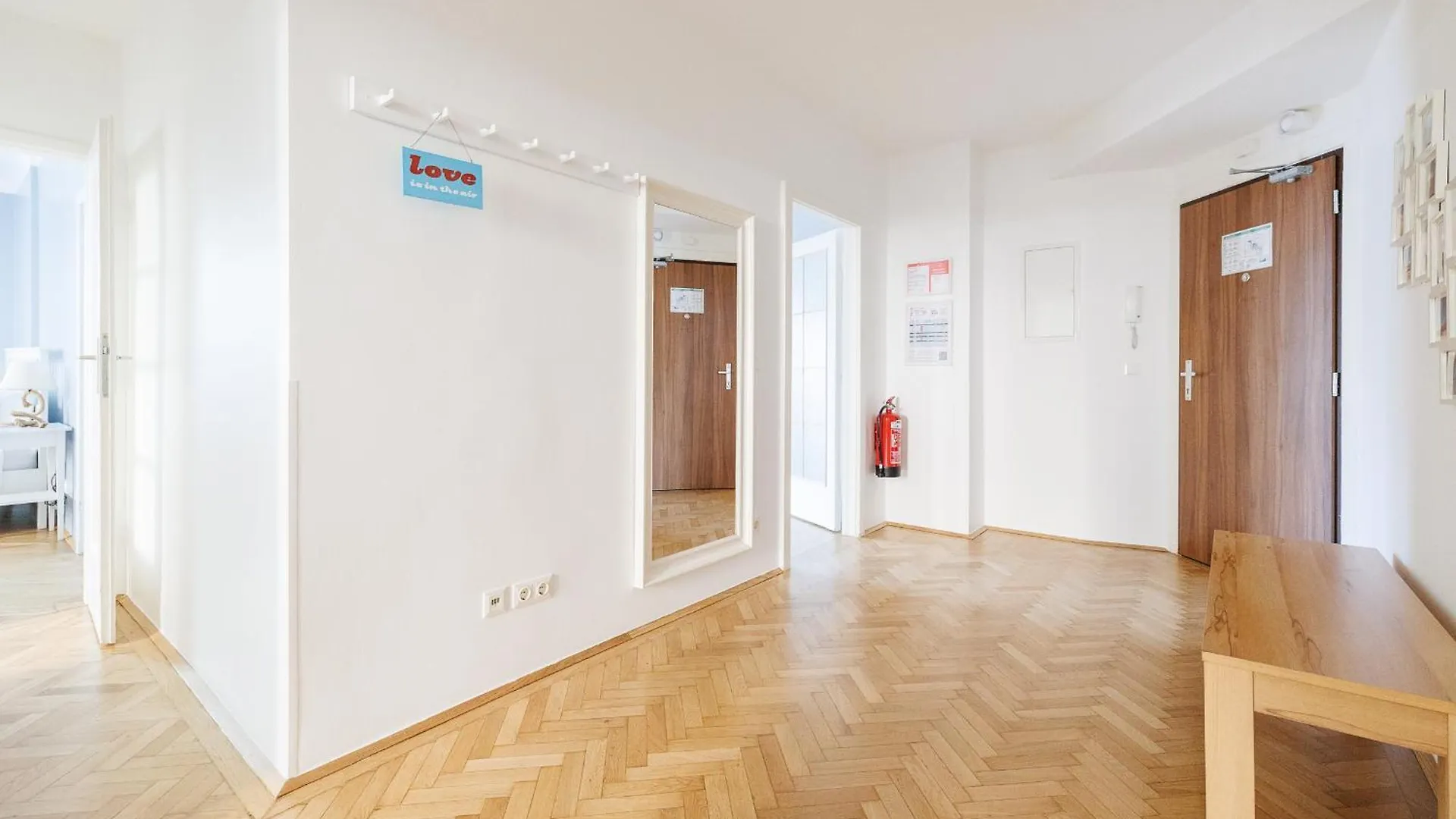 Operastreet City Center Apartment Algarve Vienna
